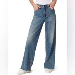 Frayed High Rise Wide Leg Jean - Size 29